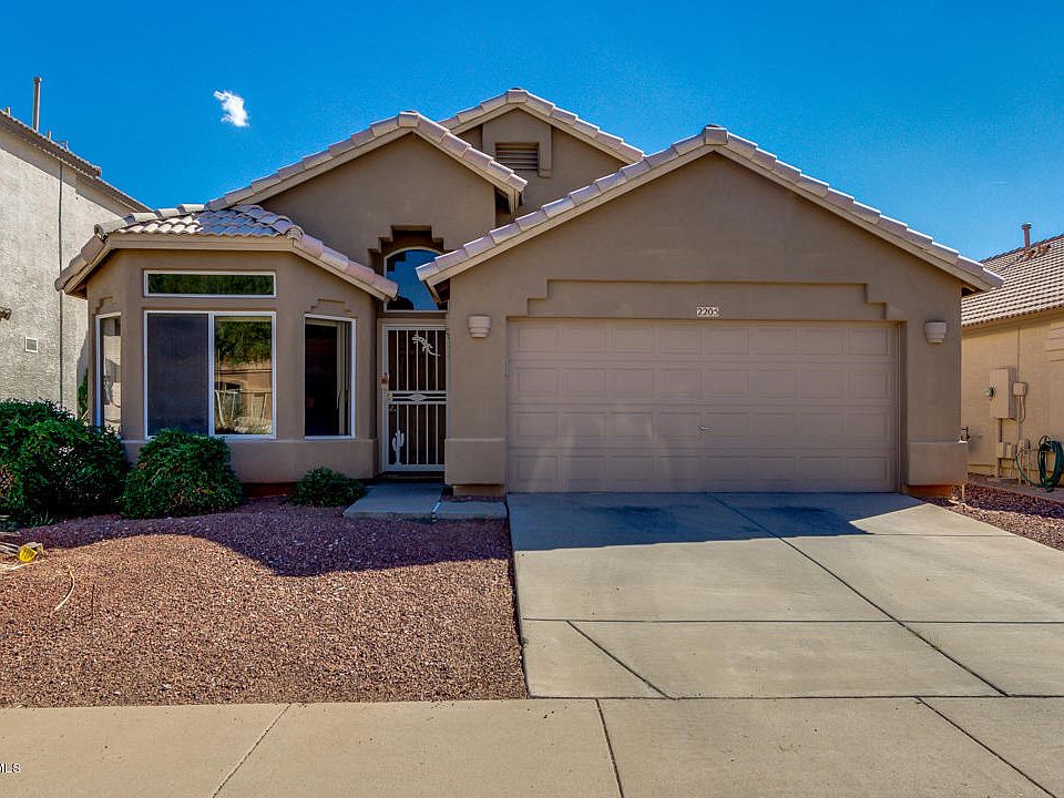 1st image of 2205 E Wahalla Ln