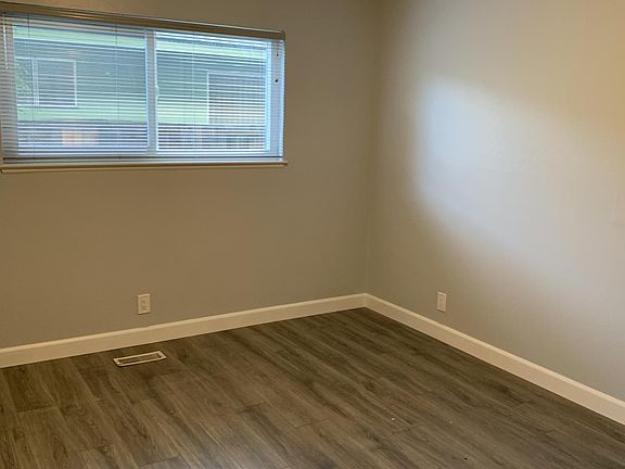4th image of 1077 Topaz Ave #5
