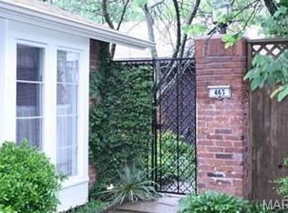 463 Graywood Dr, Ballwin, MO 63011