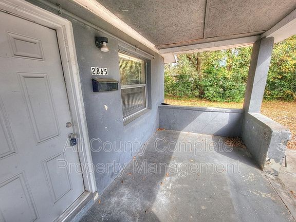 2nd image of 2865 W 6th St