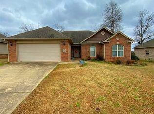 2806 Ewing Ln, Cabot, AR 72023