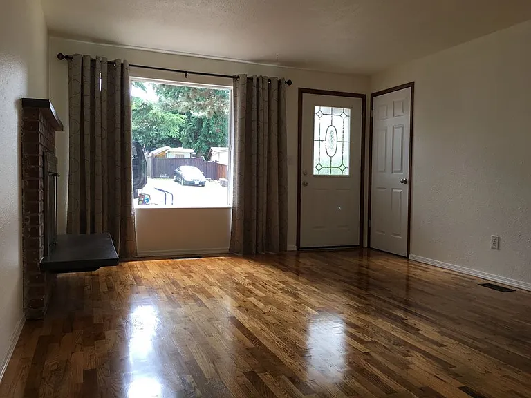 4446 S 314th St — Photo 13