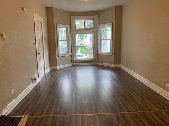 2nd image of 242 S 13th Ave APT 1