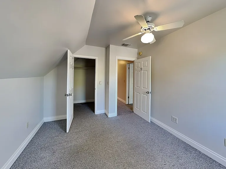 2620 J St — Photo 10
