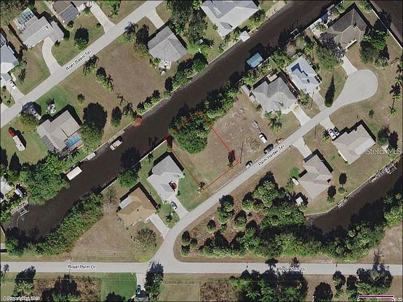 2nd image of 2069 Palm Harbor Ter