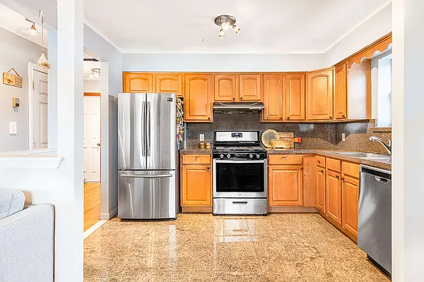 Sold by Keller Williams NYC | media 17