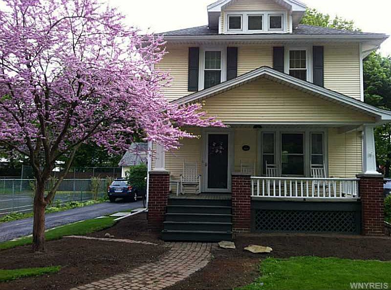 1st image of 310 Highland Ave