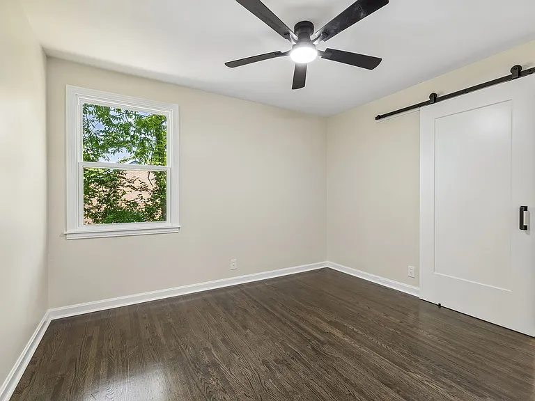 2208 Larimore Dr — Photo 4