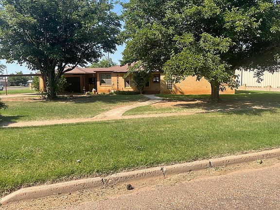 2nd image of 309 S Avenue D