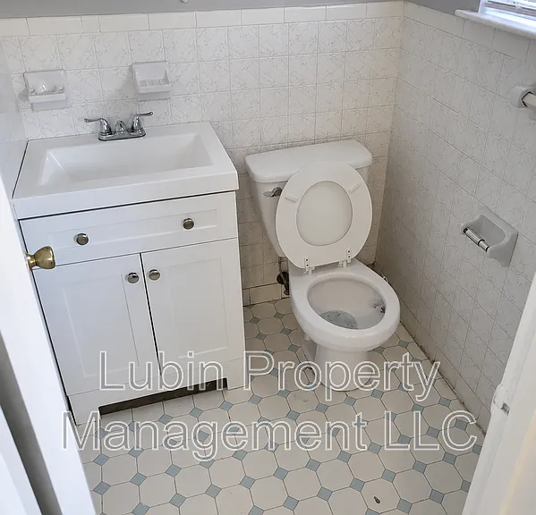 3392 Barron Ave — Photo 4