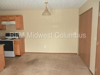 3rd image of 4072 Overhill Way ##