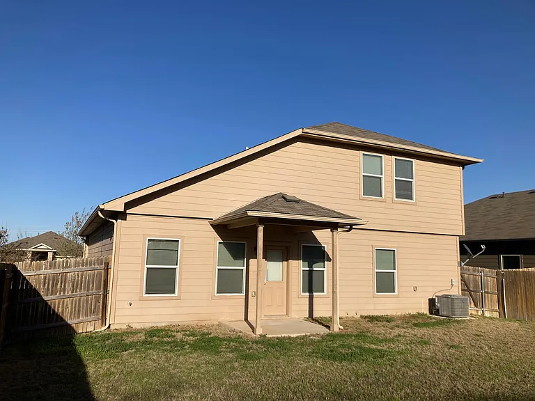 617 Donegal Ln — Photo 29