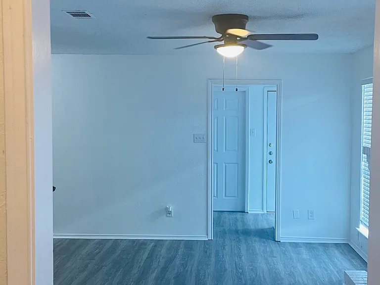 1712 Dynasty Dr — Photo 15