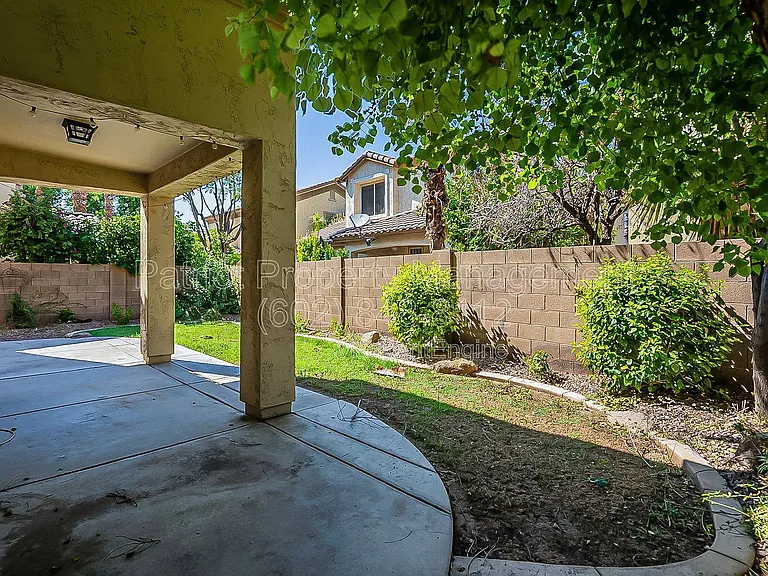 2078 E Flint St — Photo 43