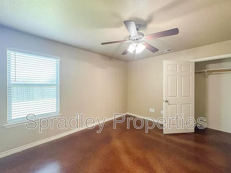 1513 Brady Way — Photo 11