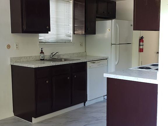 Dine-in Kitchen