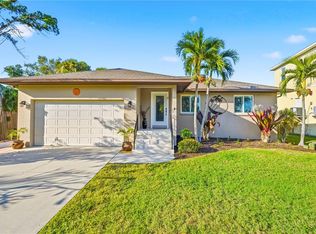 304 Pine Rd, Nokomis, FL 34275