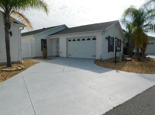 423 Flossmoor Ct, The Villages, FL 32162