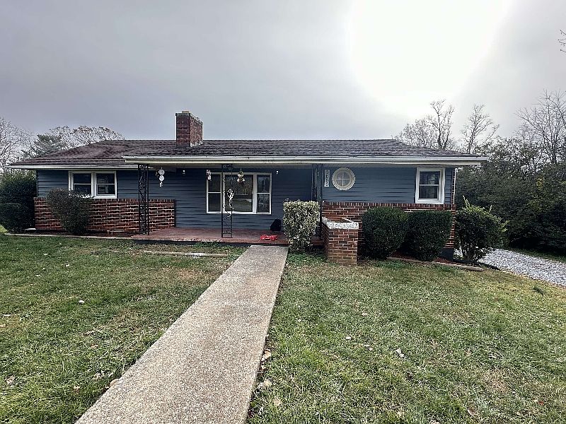 1st image of 5600 White Oak Dr #2