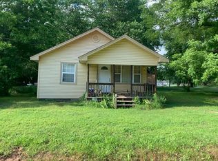 21100 Cribbs St, Roland, AR 72135