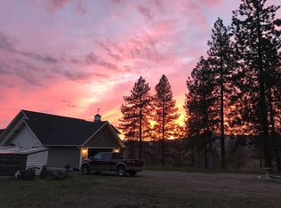 6429 Lakeview Dr, Nine Mile Falls, WA 99026