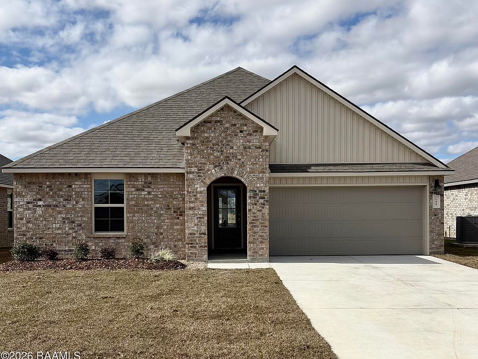 1st image of 144 Cottage Cove Dr