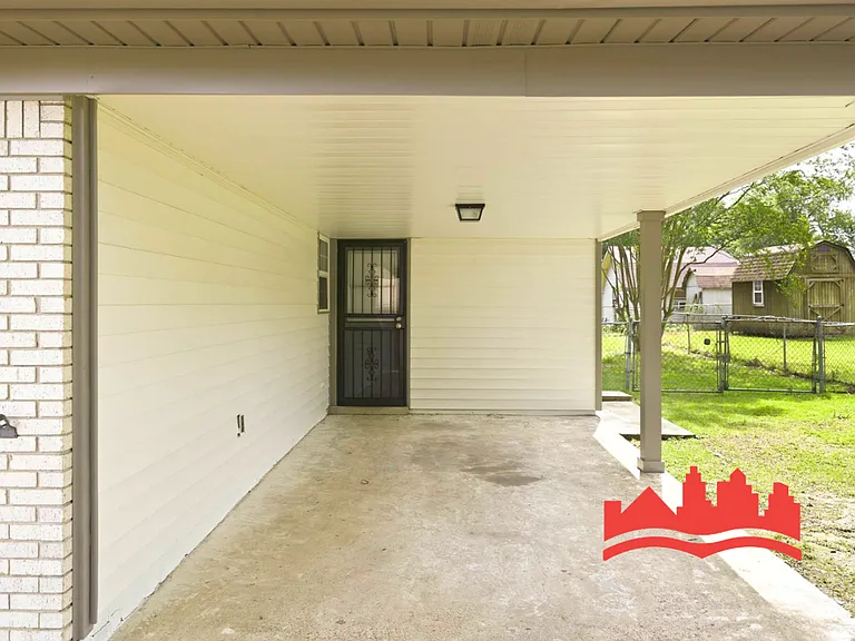 7002 Richard Wilson Dr — Photo 28