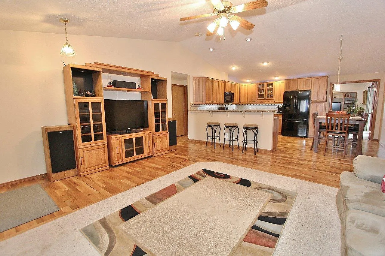 4464 S Timridge Way — Photo 4