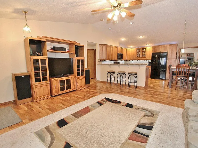 4464 S Timridge Way — Photo 4