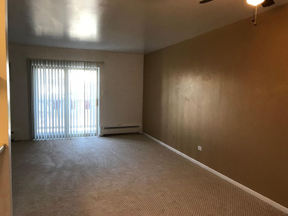 Very large living room 