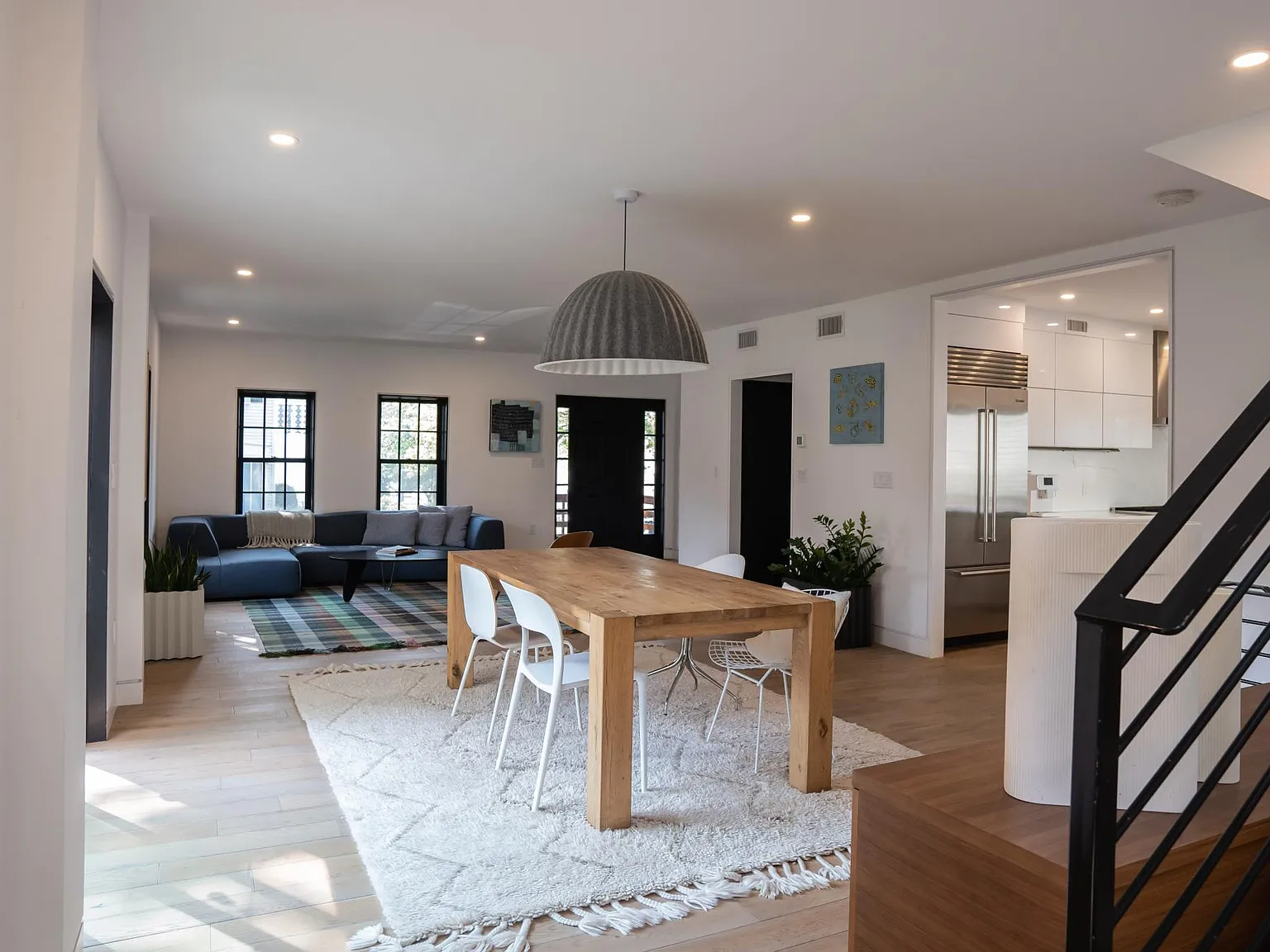 4 bed, 3195 sqft, $16,000 — Photo 3