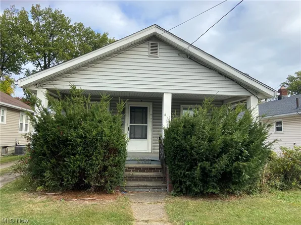 633 E Archwood Ave, Akron, OH 44306
