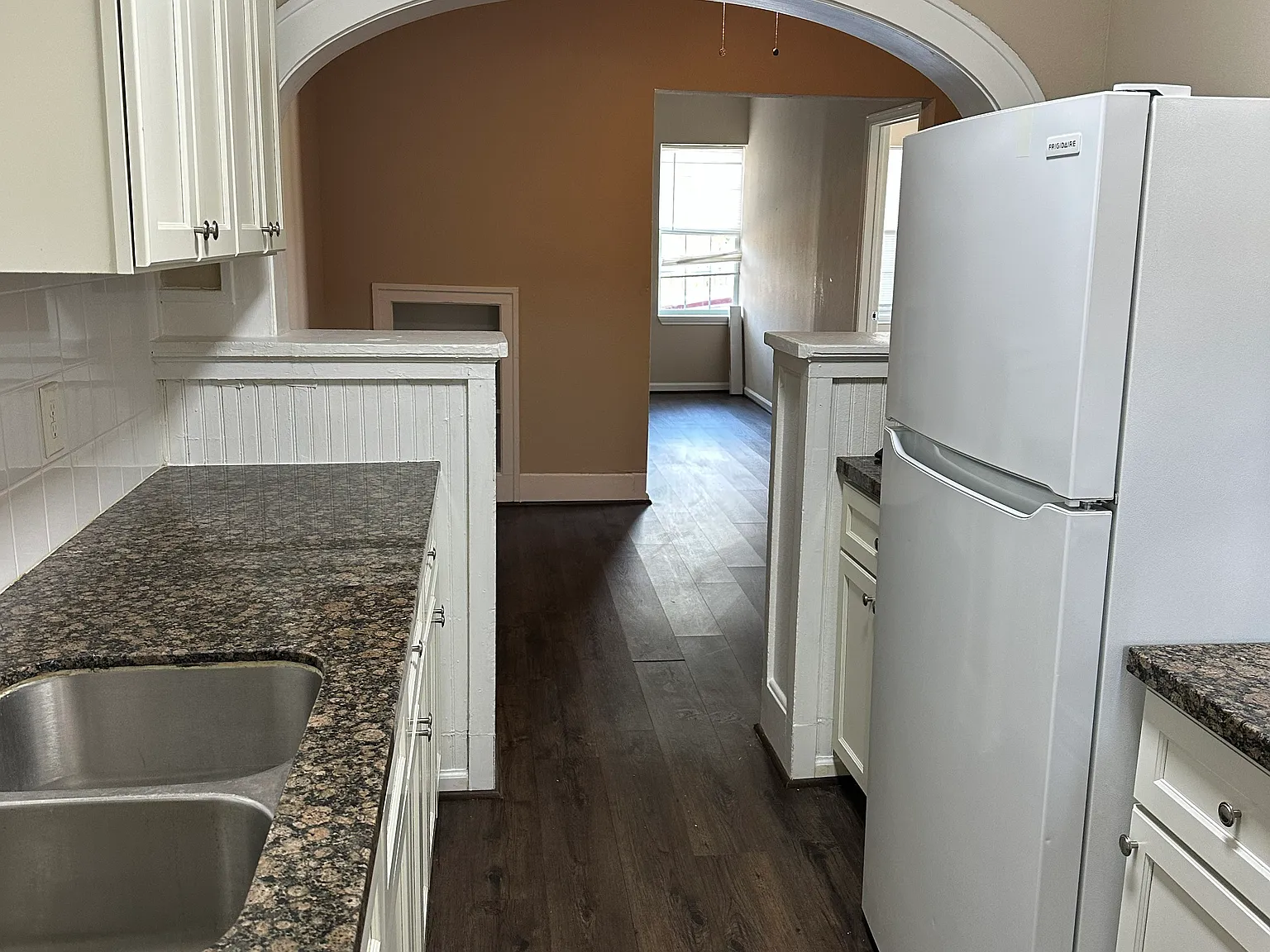 2 bed, 800 sqft, $1,175 — Photo 3