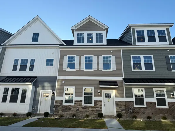 1821 Abba Pl, Chesapeake, VA 23323