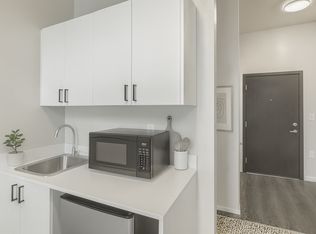 Novo Apartments, Seattle, WA 98115