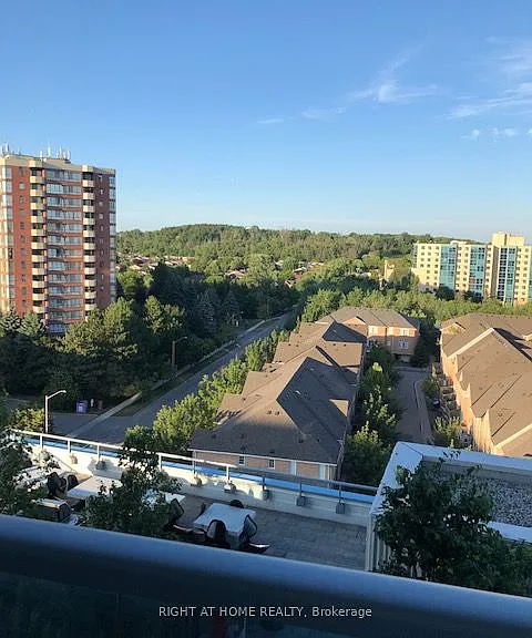 9471 Yonge St #1003 — Photo 16