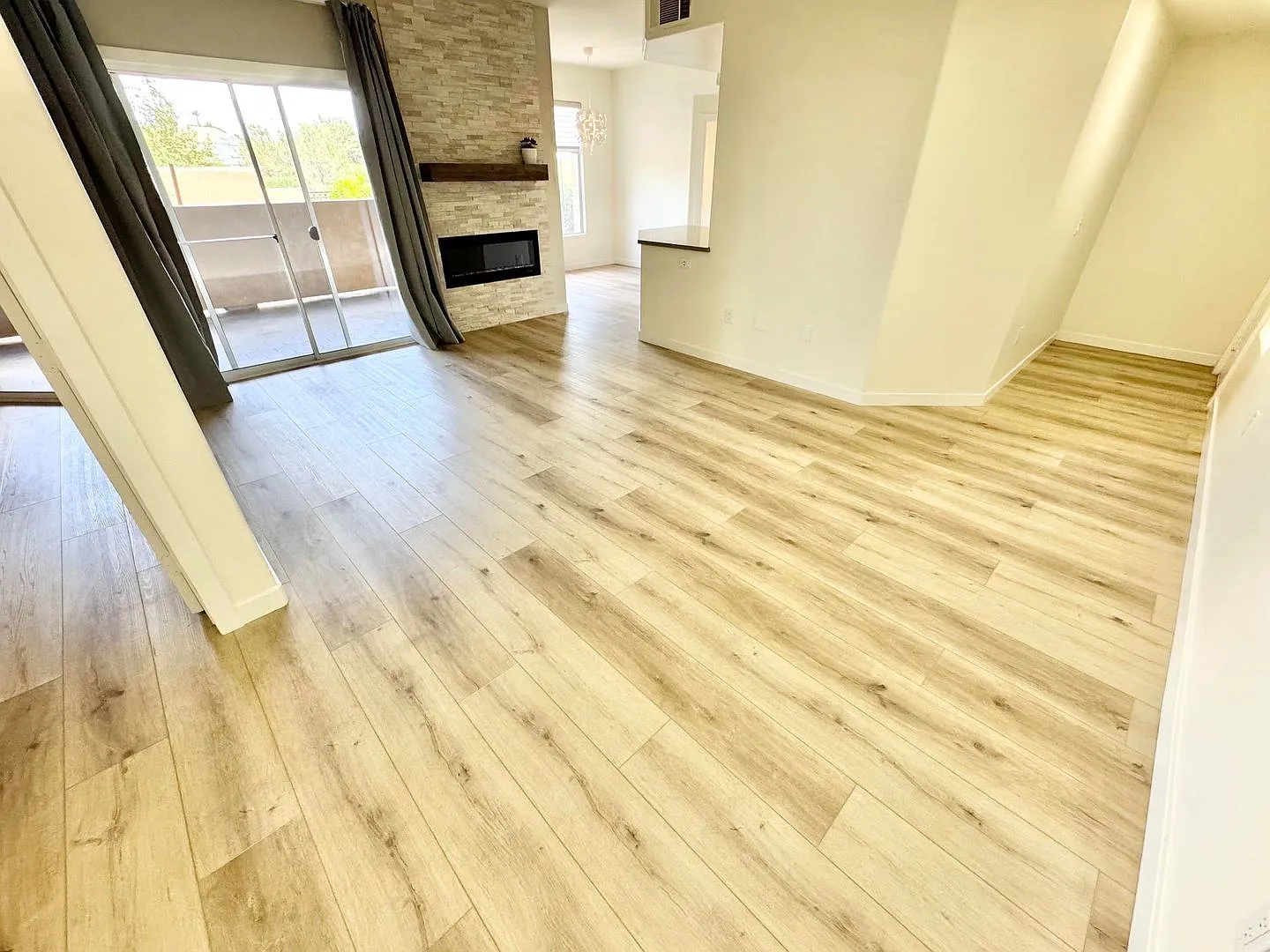Welcome to this freshly remodeled luxury 3-bedroom condo in the prestigious guard-gated community... — Photo 4