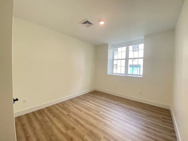 One Park Apartments — Photo 39
