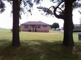 1032 Parkers Chapel Rd, Portland, TN 37148