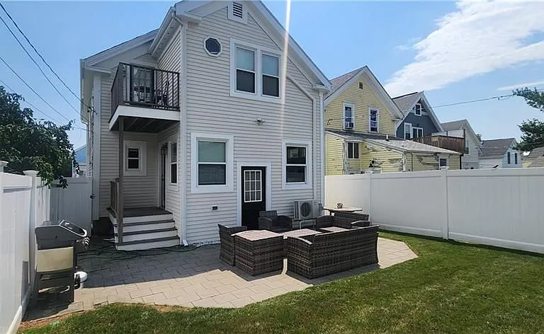 26 Carey St — Photo 23