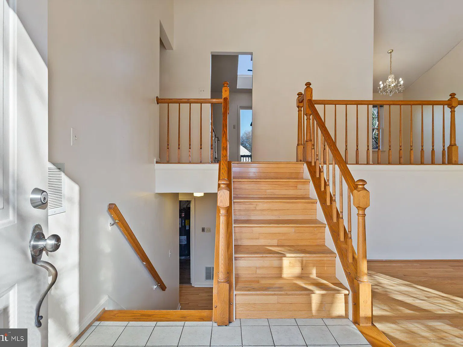 4 bed, 3.0 bath, 1928 sqft, $3,600 — Photo 4
