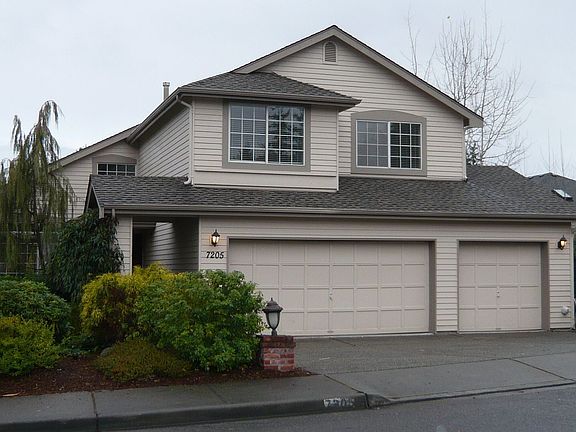 3rd image of 7205 58th St NE