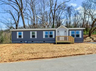 135 Baker St, Athens, TN 37303