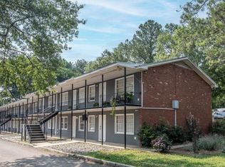 125 Honeysuckle Ln, Athens, GA 30606