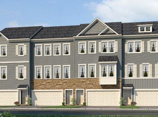 1 Ravenna Ln, Mount Laurel, NJ 08054