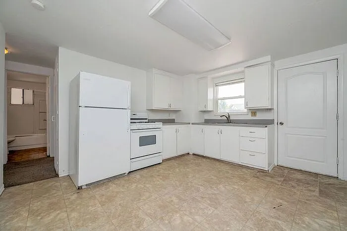 2 bed, 1.0 bath, 825 sqft, $1,350 — Photo 4