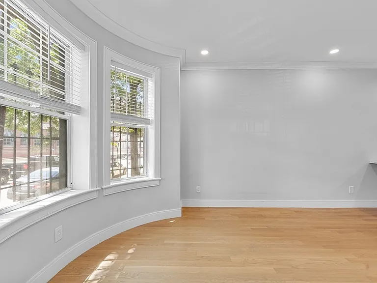 531 Newbury St #1K — Photo 9