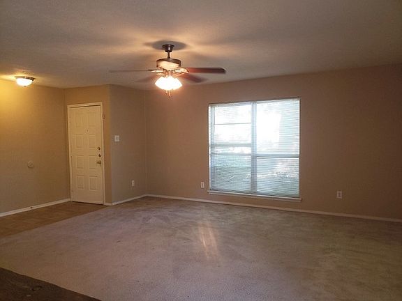 2nd image of 1129 Meadow Creek Ct