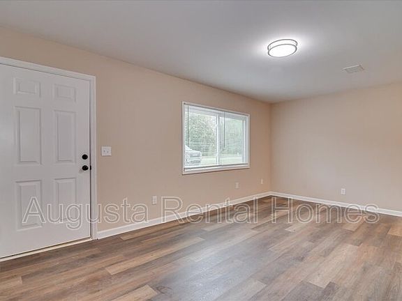 5th image of 144 McElmurray Dr #144
