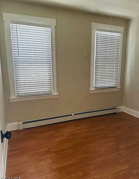 264 Valley St — Photo 10